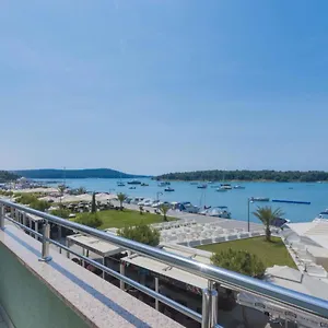 Riva Apartment