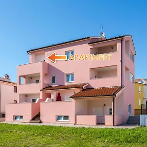 Irina Apartment